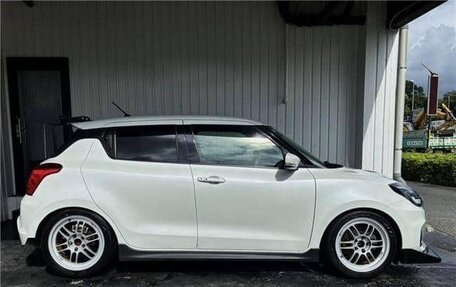 Suzuki Swift V, 2023 год, 1 190 000 рублей, 12 фотография