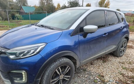 Renault Kaptur I рестайлинг, 2020 год, 1 700 000 рублей, 2 фотография
