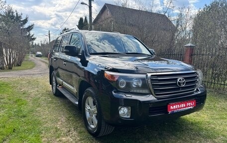 Toyota Land Cruiser 200, 2014 год, 3 690 000 рублей, 1 фотография