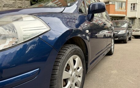 Nissan Tiida, 2011 год, 890 000 рублей, 3 фотография
