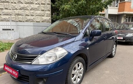 Nissan Tiida, 2011 год, 890 000 рублей, 2 фотография
