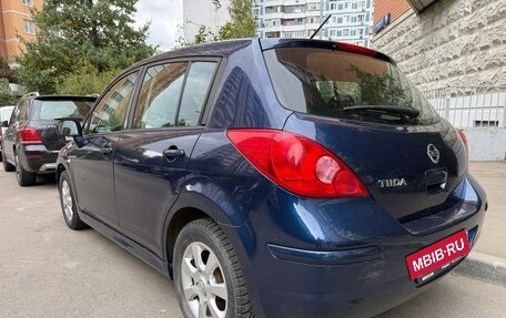 Nissan Tiida, 2011 год, 890 000 рублей, 5 фотография