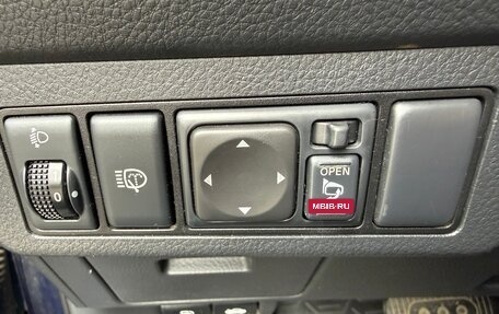 Nissan Tiida, 2011 год, 890 000 рублей, 29 фотография