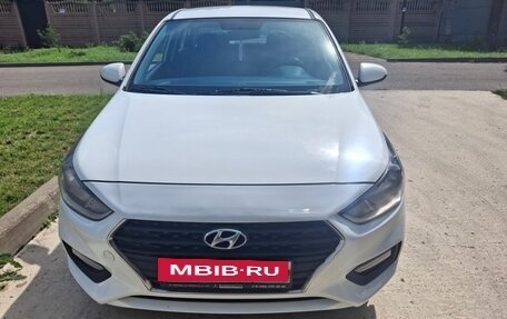 Hyundai Solaris II рестайлинг, 2017 год, 970 000 рублей, 2 фотография