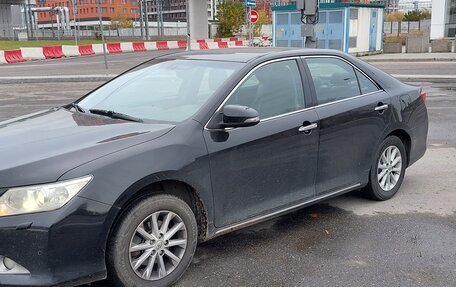 Toyota Camry, 2011 год, 1 700 000 рублей, 2 фотография
