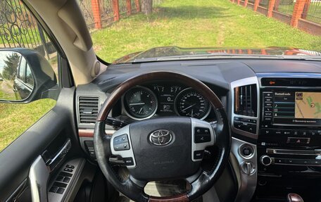Toyota Land Cruiser 200, 2014 год, 3 690 000 рублей, 16 фотография