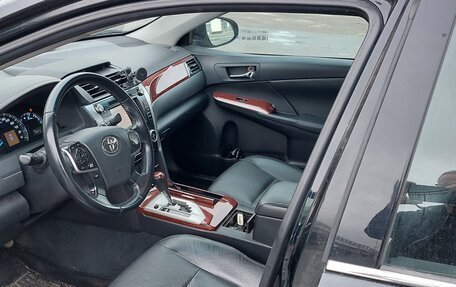 Toyota Camry, 2011 год, 1 700 000 рублей, 8 фотография