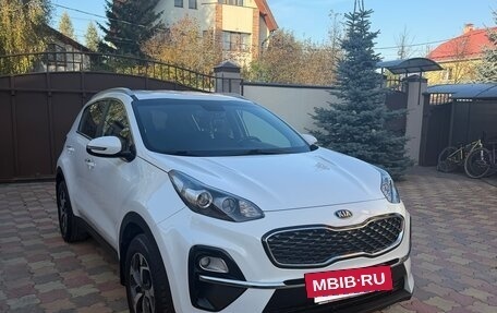 KIA Sportage IV рестайлинг, 2019 год, 2 650 000 рублей, 6 фотография