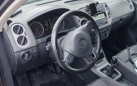 Volkswagen Tiguan I, 2015 год, 1 650 000 рублей, 6 фотография