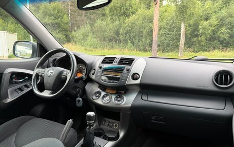 Toyota RAV4, 2011 год, 930 000 рублей, 18 фотография