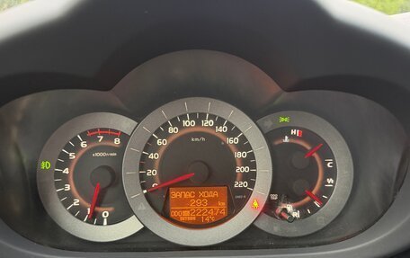 Toyota RAV4, 2011 год, 930 000 рублей, 28 фотография