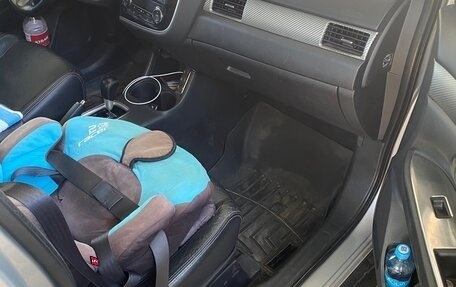 Mitsubishi Outlander III рестайлинг 3, 2014 год, 1 487 000 рублей, 5 фотография