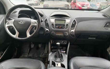 Hyundai ix35 I рестайлинг, 2012 год, 1 100 000 рублей, 8 фотография