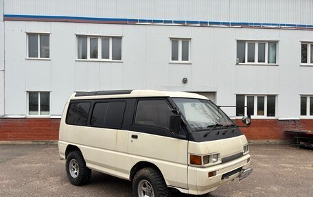 Mitsubishi Delica III, 1990 год, 695 000 рублей, 7 фотография