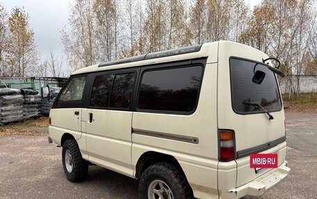 Mitsubishi Delica III, 1990 год, 695 000 рублей, 5 фотография