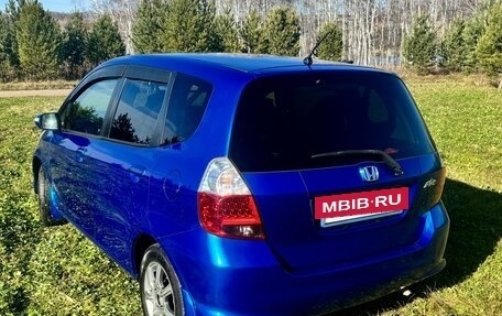 Honda Fit III, 2007 год, 470 000 рублей, 4 фотография