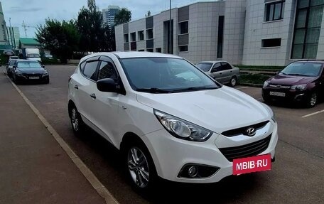 Hyundai ix35 I рестайлинг, 2012 год, 1 300 000 рублей, 2 фотография