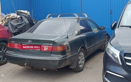 Toyota Camry, 2000 год, 100 000 рублей, 1 фотография
