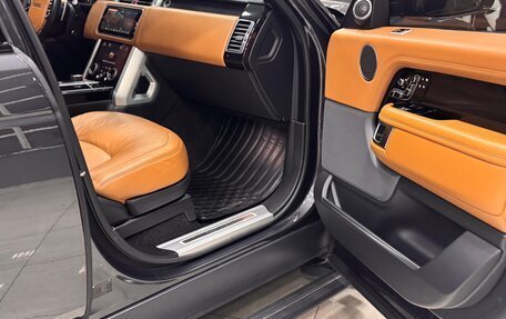 Land Rover Range Rover IV рестайлинг, 2019 год, 7 800 000 рублей, 20 фотография