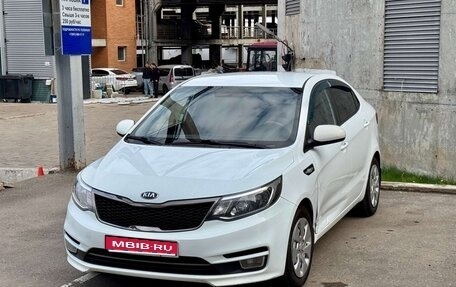KIA Rio III рестайлинг, 2015 год, 850 000 рублей, 1 фотография