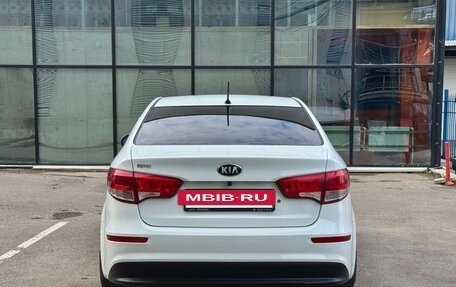 KIA Rio III рестайлинг, 2015 год, 850 000 рублей, 6 фотография