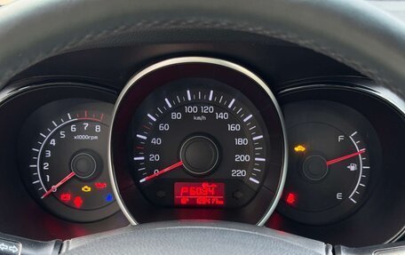 KIA Rio III рестайлинг, 2015 год, 850 000 рублей, 19 фотография