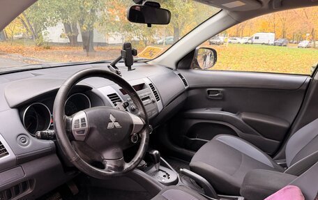 Mitsubishi Outlander III рестайлинг 3, 2010 год, 895 000 рублей, 7 фотография