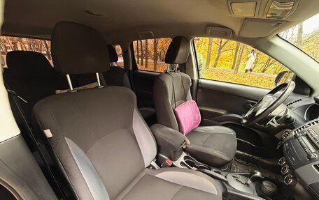 Mitsubishi Outlander III рестайлинг 3, 2010 год, 895 000 рублей, 9 фотография