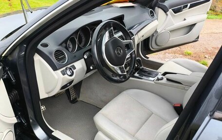 Mercedes-Benz C-Класс, 2012 год, 1 800 000 рублей, 4 фотография