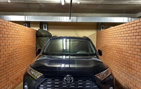 Toyota RAV4, 2020 год, 3 010 000 рублей, 2 фотография