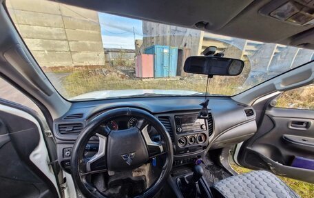 Mitsubishi L200 IV рестайлинг, 2019 год, 1 350 000 рублей, 7 фотография