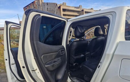 Mitsubishi L200 IV рестайлинг, 2019 год, 1 350 000 рублей, 6 фотография