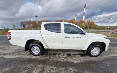 Mitsubishi L200 IV рестайлинг, 2019 год, 1 350 000 рублей, 12 фотография