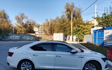 Skoda Superb III рестайлинг, 2020 год, 2 450 000 рублей, 4 фотография