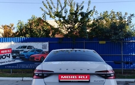 Skoda Superb III рестайлинг, 2020 год, 2 450 000 рублей, 2 фотография