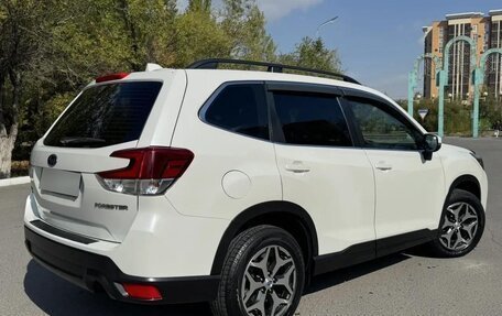Subaru Forester, 2022 год, 2 915 000 рублей, 6 фотография