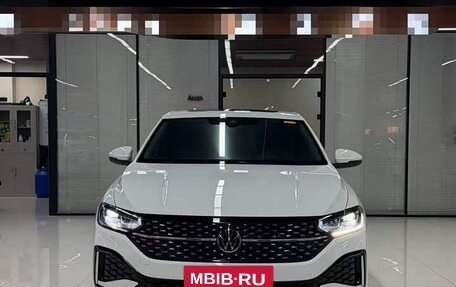 Volkswagen Lavida, 2023 год, 1 100 666 рублей, 2 фотография