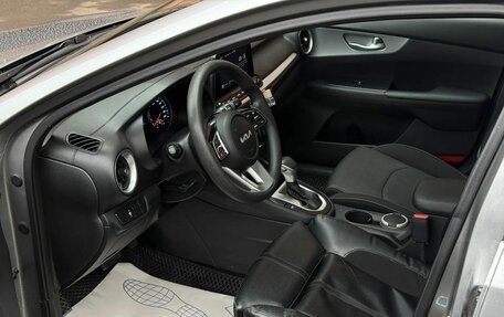 KIA Cerato IV, 2022 год, 1 650 000 рублей, 15 фотография
