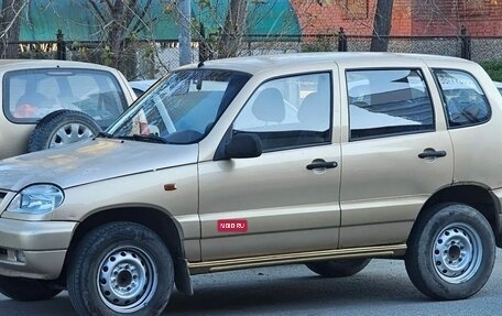 Chevrolet Niva I рестайлинг, 2004 год, 320 000 рублей, 1 фотография