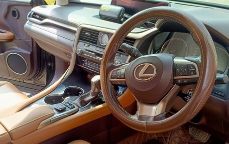 Lexus RX IV рестайлинг, 2016 год, 3 770 000 рублей, 19 фотография