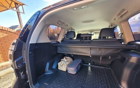 Toyota Land Cruiser Prado 150 рестайлинг 2, 2021 год, 7 250 000 рублей, 15 фотография