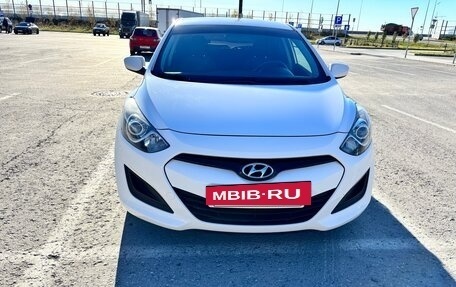 Hyundai i30 II рестайлинг, 2013 год, 1 270 000 рублей, 2 фотография