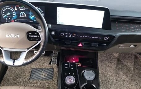 KIA Carnival, 2023 год, 4 034 461 рублей, 6 фотография