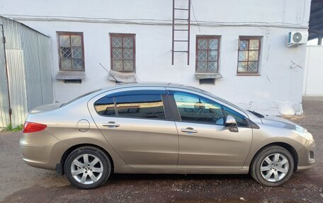 Peugeot 408 I рестайлинг, 2013 год, 550 000 рублей, 4 фотография