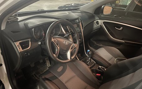 Hyundai i30 II рестайлинг, 2016 год, 800 000 рублей, 6 фотография