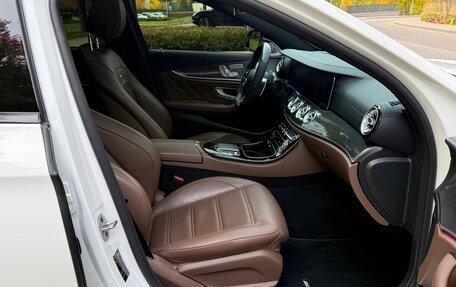 Mercedes-Benz E-Класс AMG, 2021 год, 7 700 000 рублей, 27 фотография