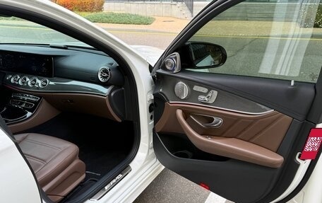 Mercedes-Benz E-Класс AMG, 2021 год, 7 700 000 рублей, 26 фотография