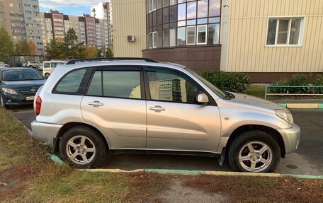 Toyota RAV4, 2005 год, 950 000 рублей, 5 фотография