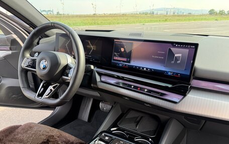 BMW 5 серия, 2025 год, 7 300 000 рублей, 13 фотография