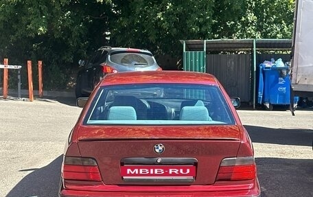 BMW 3 серия, 1994 год, 810 000 рублей, 16 фотография